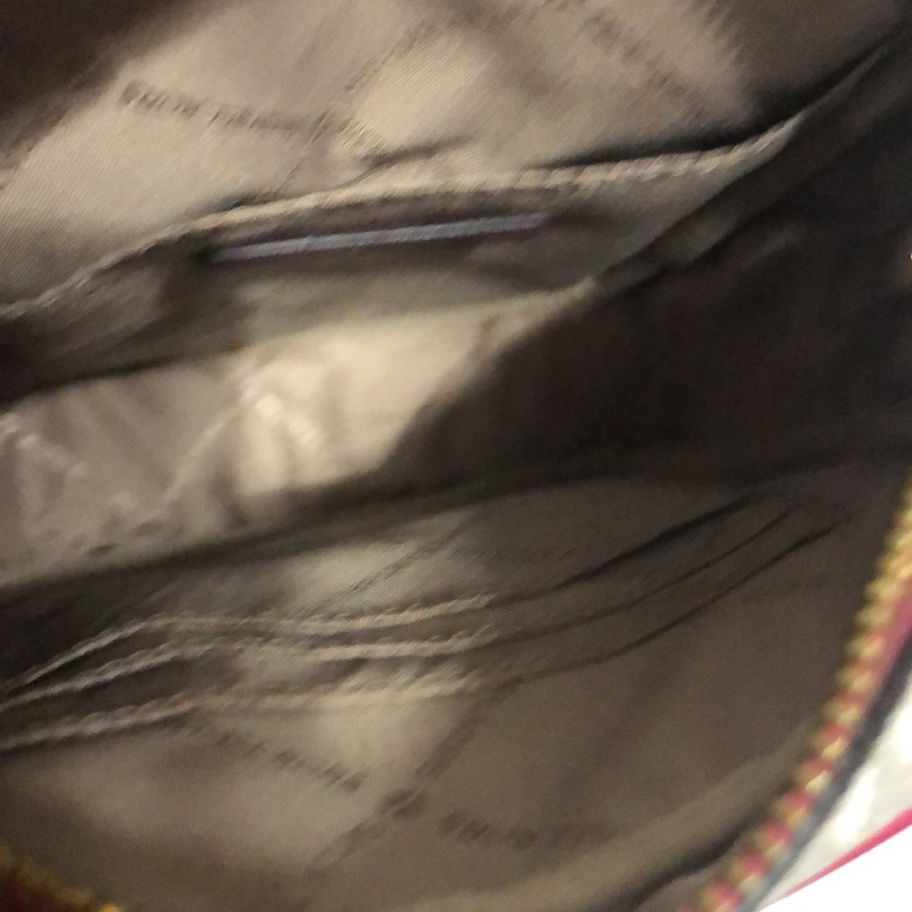 Michael Kors Jet Set Crossbody Bag - Picture 7 of 8